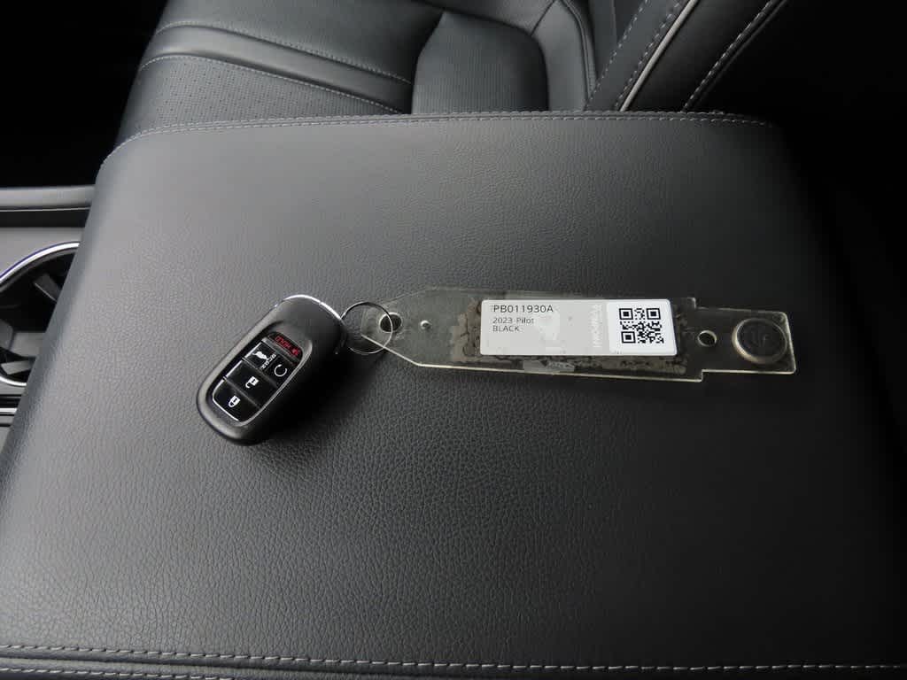 2023 Honda Pilot Elite