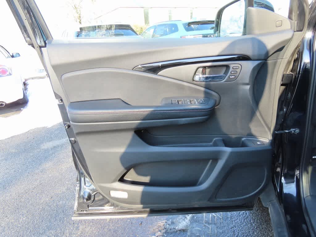 2017 Honda Ridgeline Black Edition