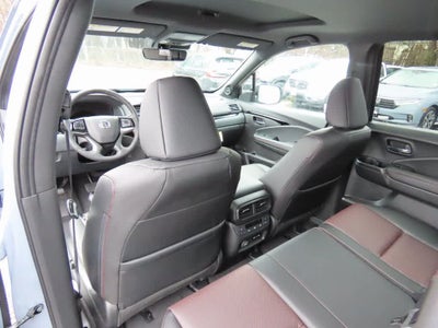 2026 Honda Ridgeline Black Edition Two-Tone