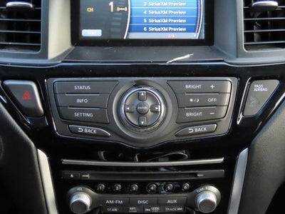 2016 Nissan Pathfinder SV