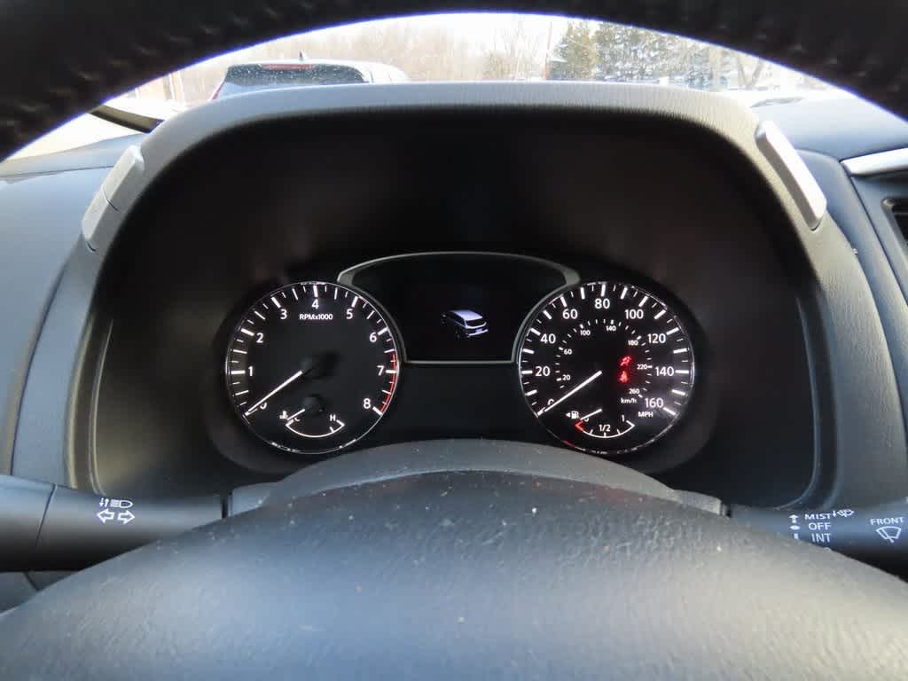 2016 Nissan Pathfinder SV