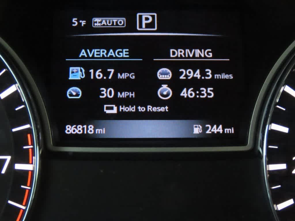 2016 Nissan Pathfinder SV