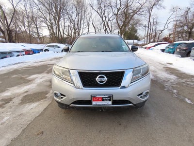 2016 Nissan Pathfinder SV