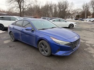2022 Hyundai Elantra SEL