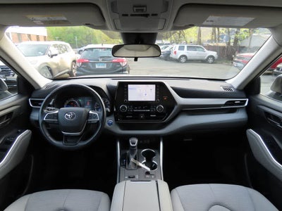 2022 Toyota Highlander Hybrid LE