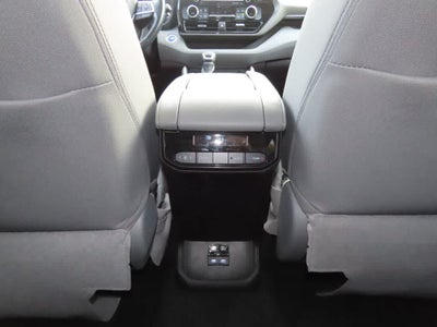 2022 Toyota Highlander Hybrid LE