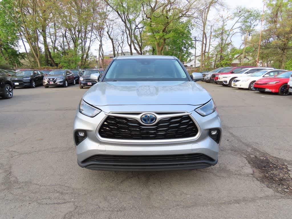 2022 Toyota Highlander Hybrid LE