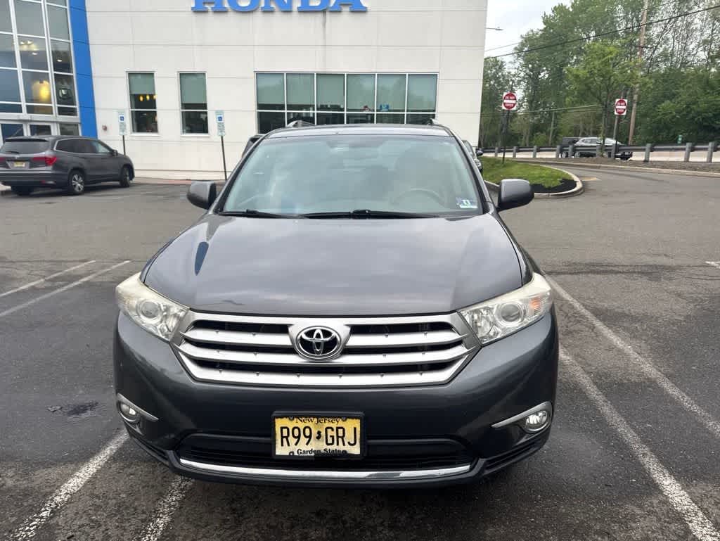 2013 Toyota Highlander SE