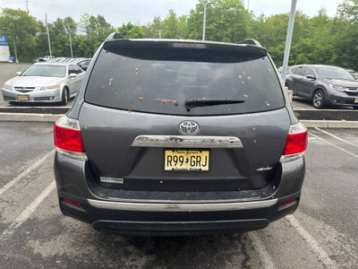 2013 Toyota Highlander SE