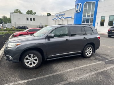 2013 Toyota Highlander SE