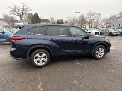 2021 Toyota Highlander LE