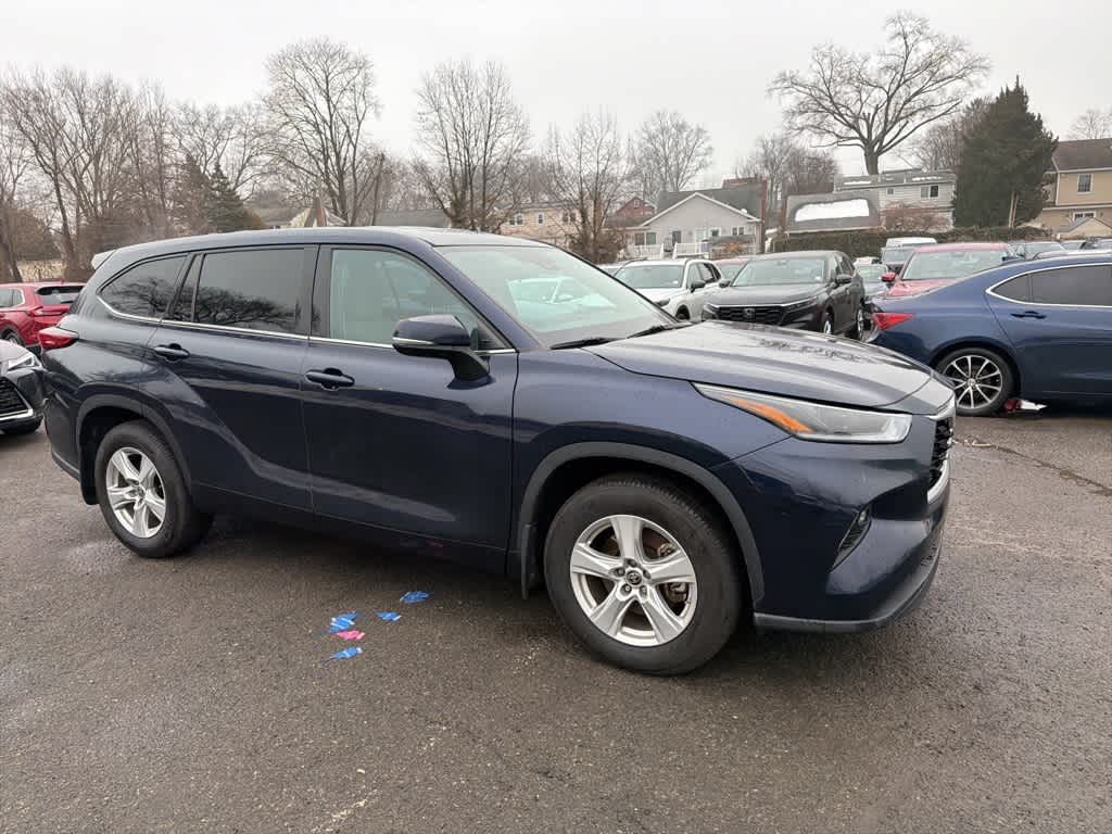 2021 Toyota Highlander LE