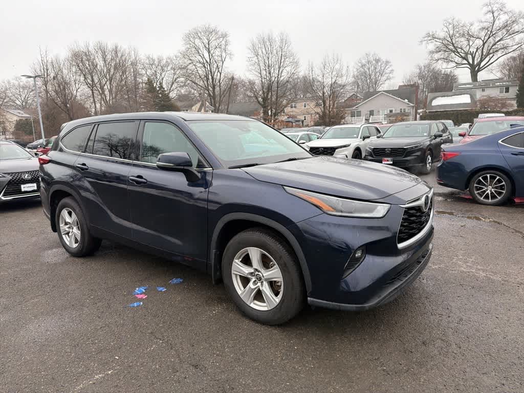 2021 Toyota Highlander LE