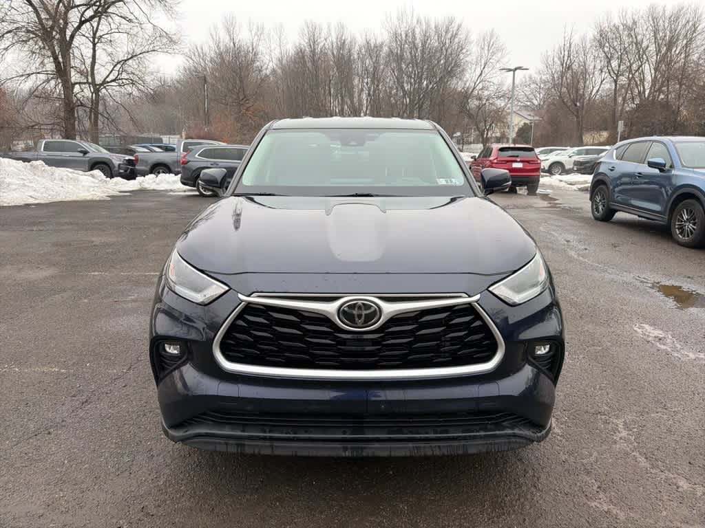 2021 Toyota Highlander LE