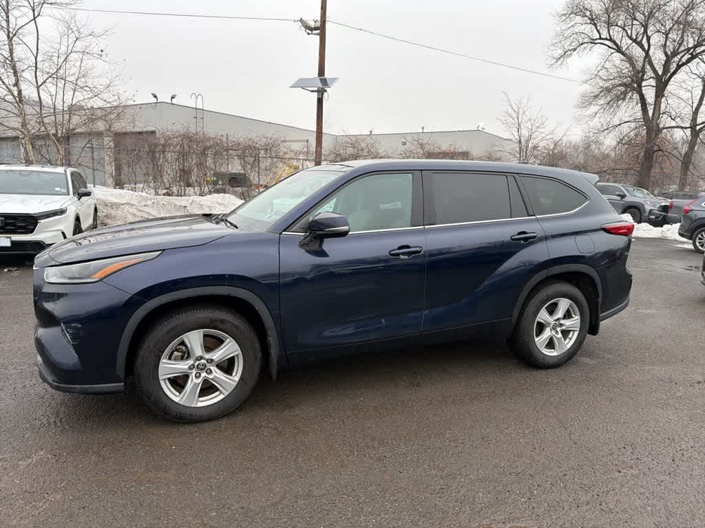 2021 Toyota Highlander LE