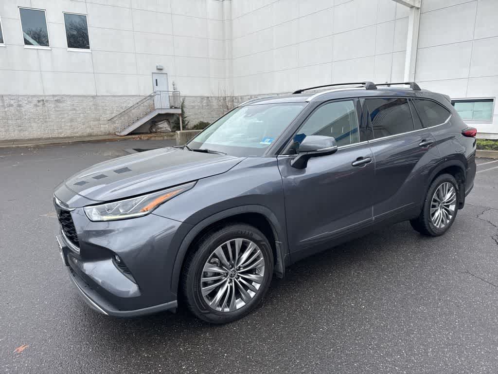 2020 Toyota Highlander Platinum