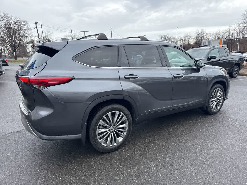 2020 Toyota Highlander Platinum