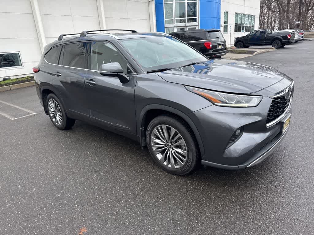 2020 Toyota Highlander Platinum