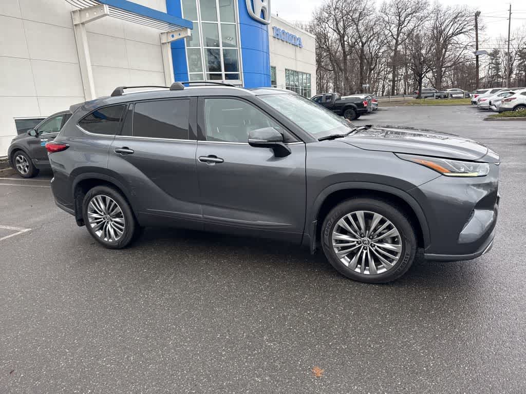 2020 Toyota Highlander Platinum