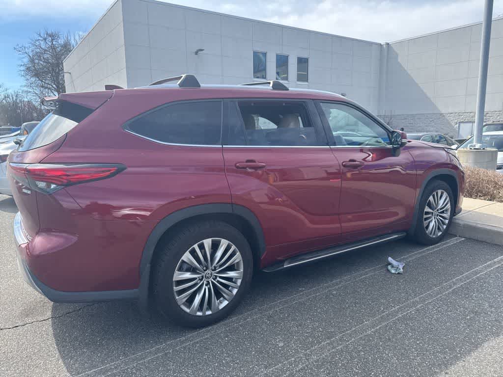 2021 Toyota Highlander Platinum