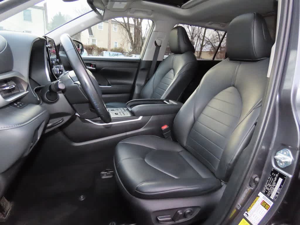 2020 Toyota Highlander XLE