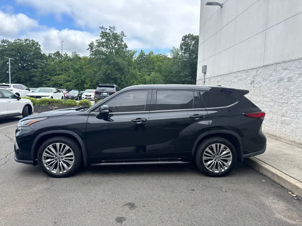 2023 Toyota Highlander Platinum