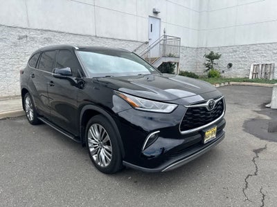 2023 Toyota Highlander Platinum