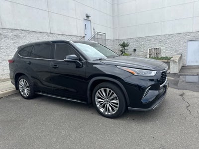 2023 Toyota Highlander Platinum