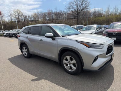 2023 Toyota Highlander LE