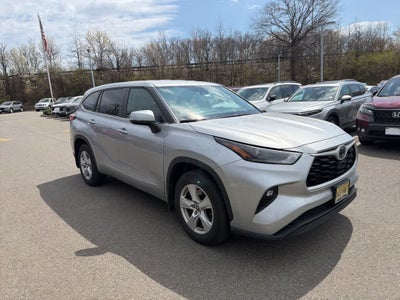 2023 Toyota Highlander LE