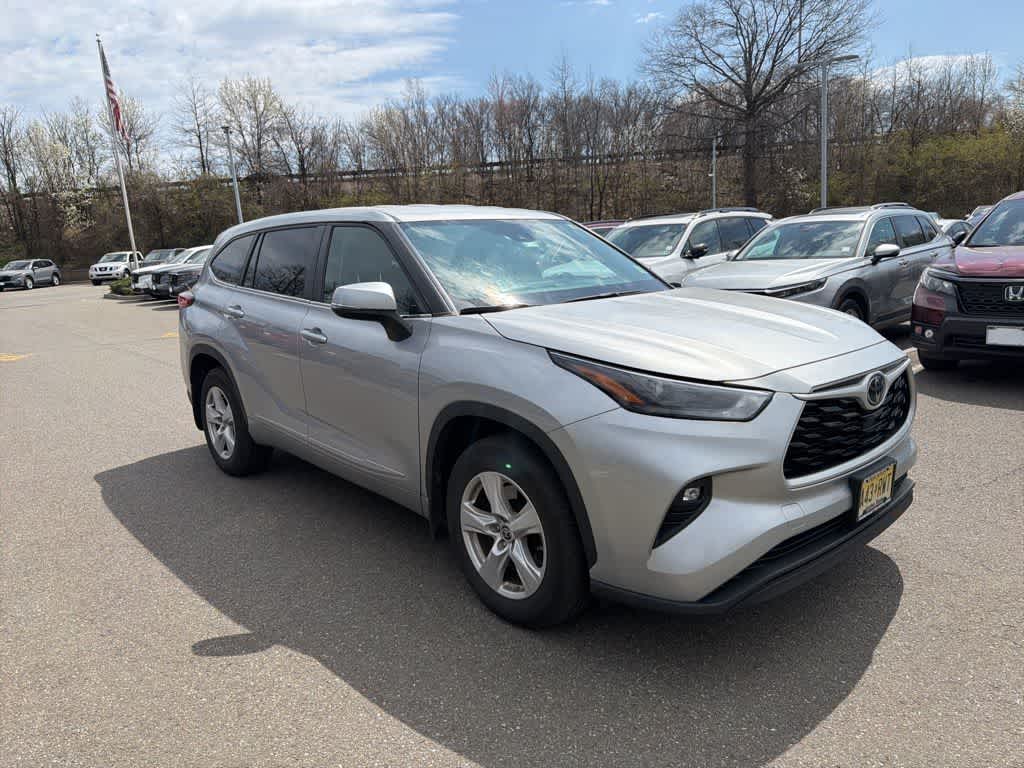 2023 Toyota Highlander LE