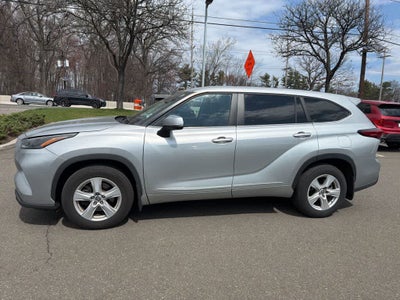 2023 Toyota Highlander LE