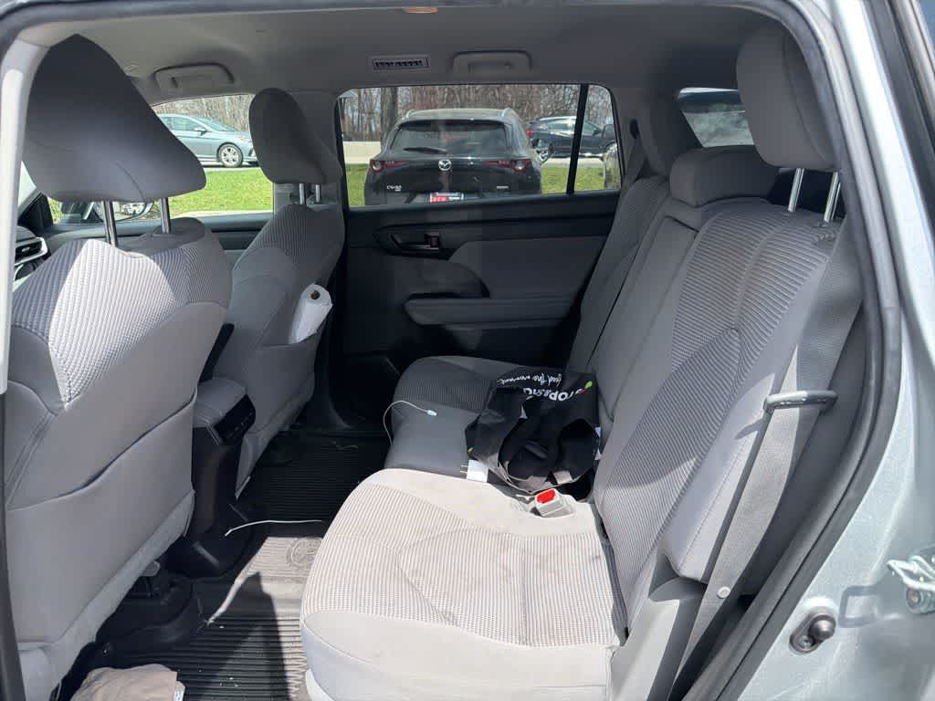 2023 Toyota Highlander LE