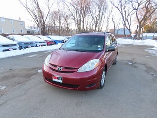 2010 Toyota Sienna LE