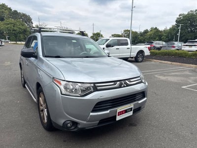 2014 Mitsubishi Outlander SE