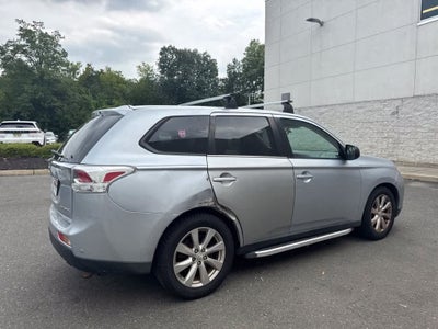 2014 Mitsubishi Outlander SE