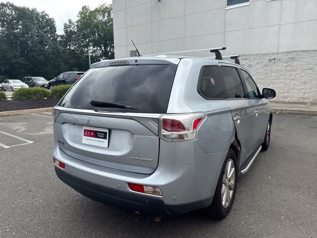 2014 Mitsubishi Outlander SE