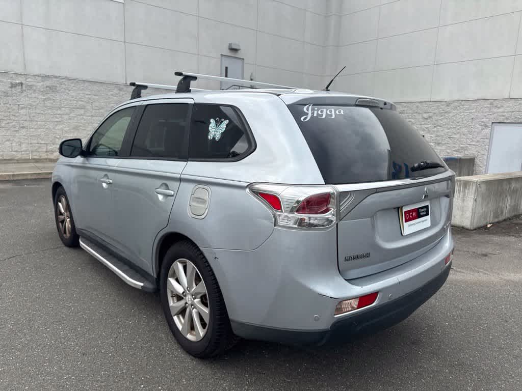 2014 Mitsubishi Outlander SE