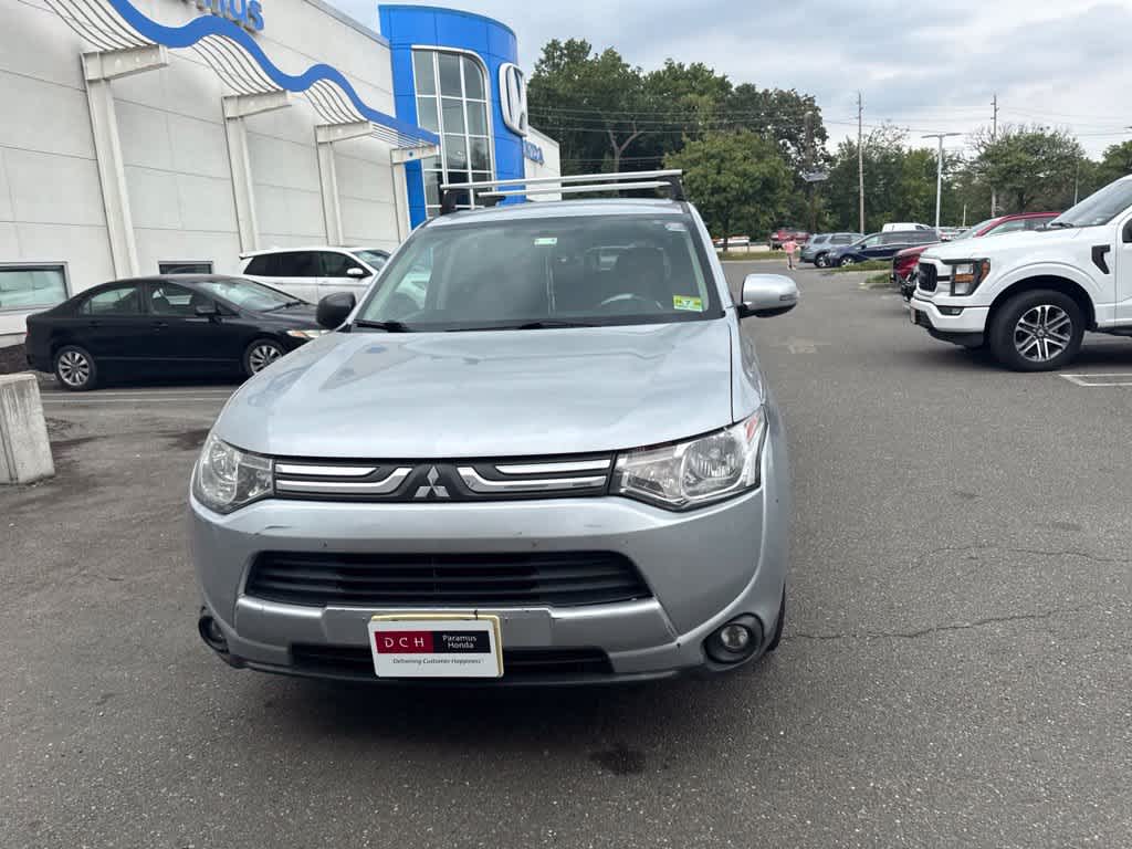 2014 Mitsubishi Outlander SE