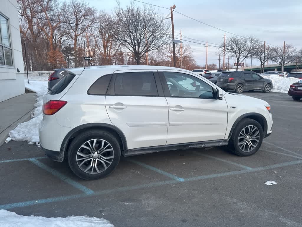 2016 Mitsubishi Outlander Sport 2.0 ES