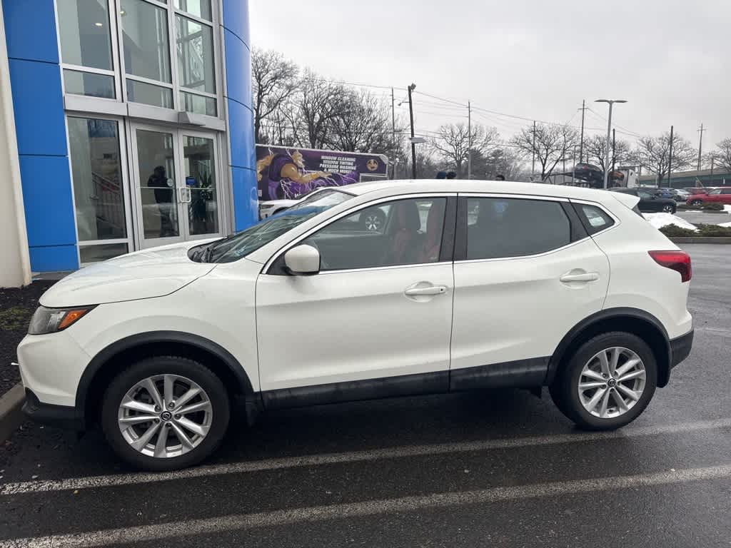 Used 2019 Nissan Rogue Sport S with VIN JN1BJ1CP6KW225806 for sale in Paramus, NJ