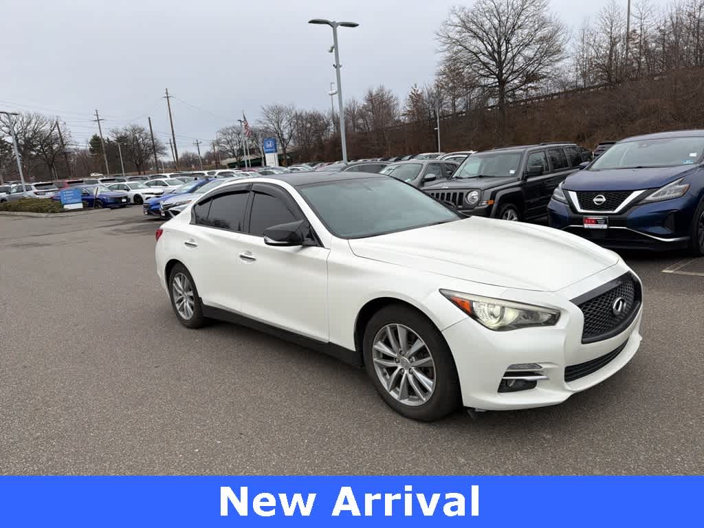 2016 INFINITI Q50 2.0t Premium