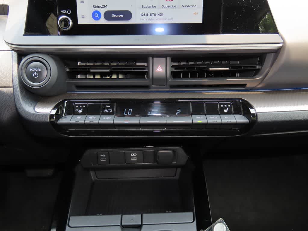 2024 Toyota Prius XLE