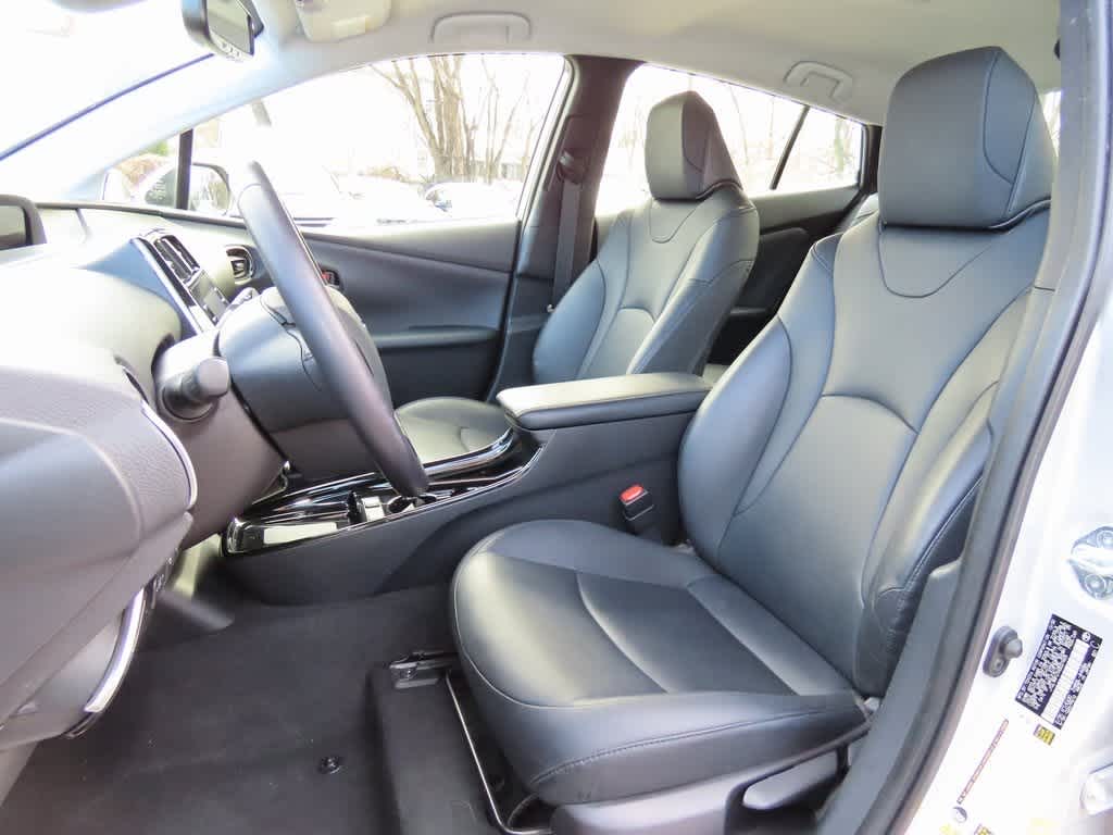 2021 Toyota Prius XLE