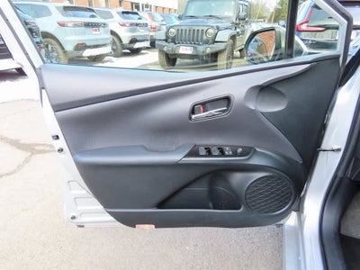 2021 Toyota Prius XLE