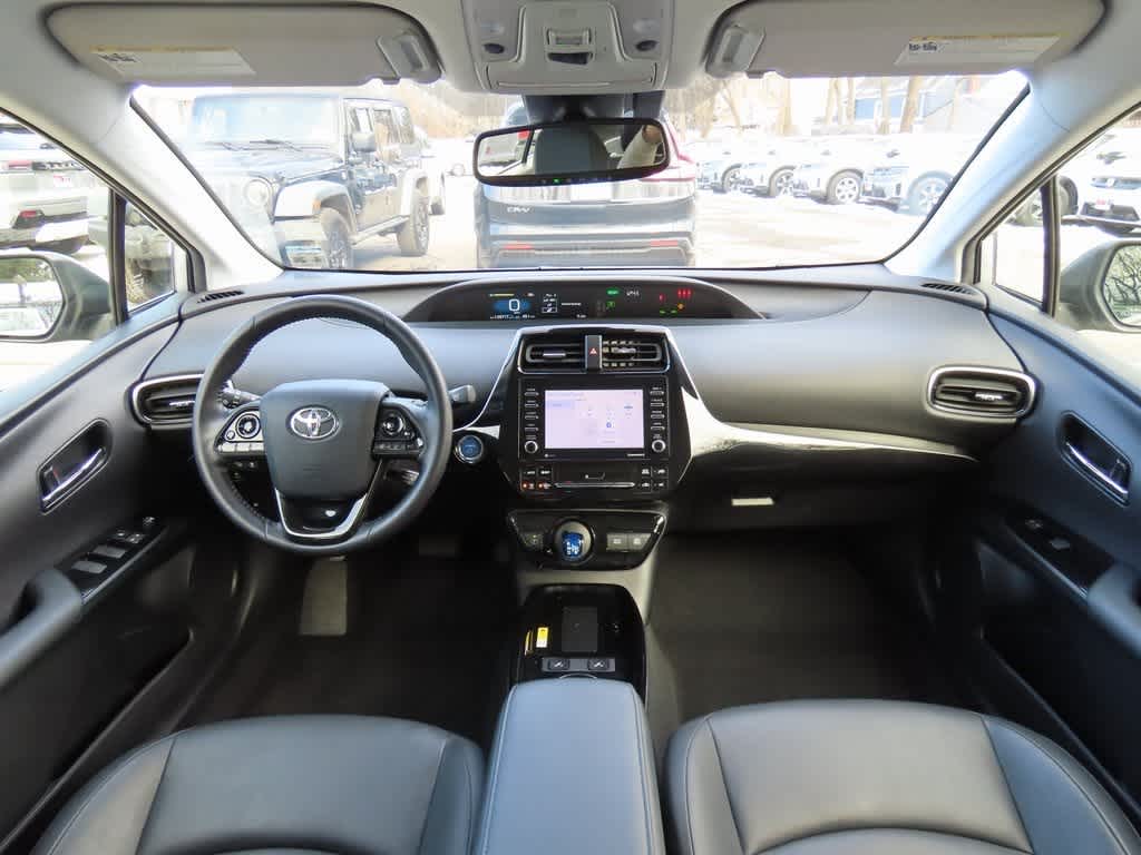2021 Toyota Prius XLE
