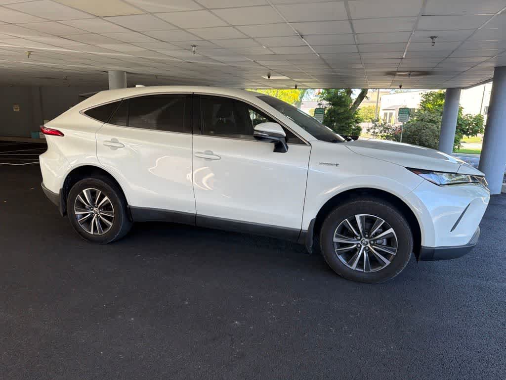 2021 Toyota Venza LE