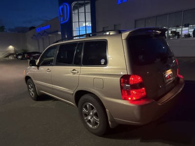 2004 Toyota Highlander 4dr V6 4WD w/3rd Row (Natl)