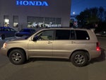 2004 Toyota Highlander 4dr V6 4WD w/3rd Row (Natl)