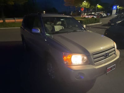2004 Toyota Highlander 4dr V6 4WD w/3rd Row (Natl)